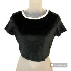 Urban Outfitters Black Velour Short Sleeve Crop Top Shirt Size Small